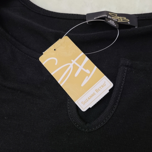 Suzanne Betro NWT blouse,sz 2X (PTP 23.5") - Picture 5 of 7